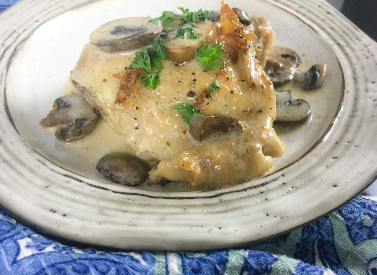 Keto Chicken Thighs with Creamy Mushroom Sauce
